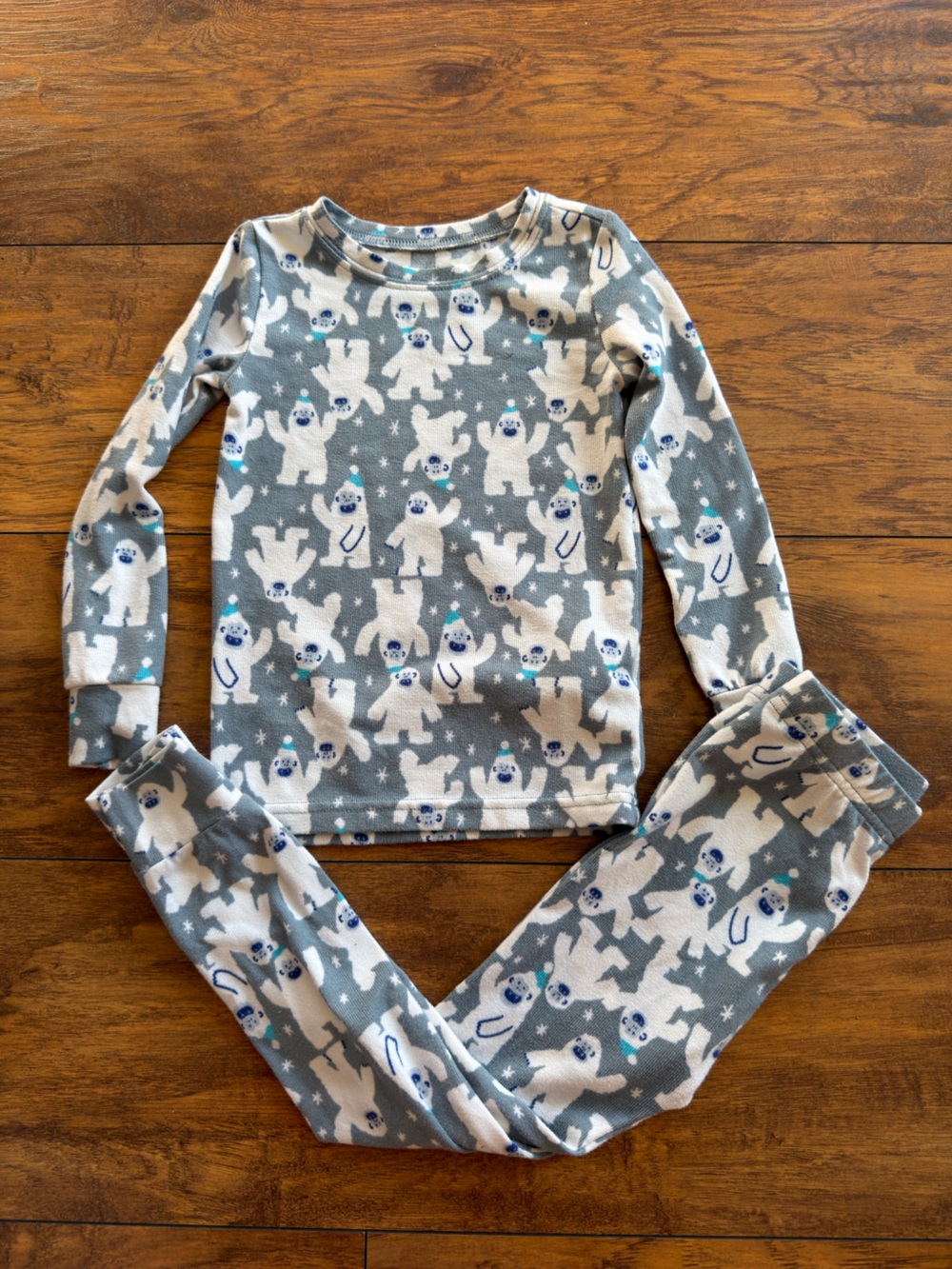 Old Navy Blue & White Yeti Kids Pajama Set